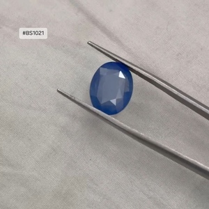 Saphir bleu ovale 100 % naturel de 8,1 carats, pierre précieuse brute aux couleurs bleues riches, pour la fabrication de bijoux et les collections de créateurs - Product Image 1