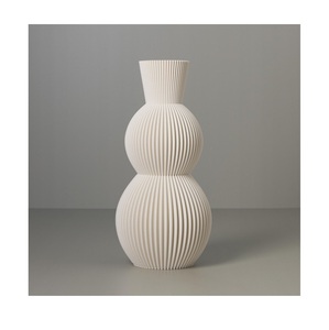 Vase cannelé blanc mat moderne, pot à fleurs géométrique minimaliste à étages pour étagère de salon et décoration de bureau - Product Image 3