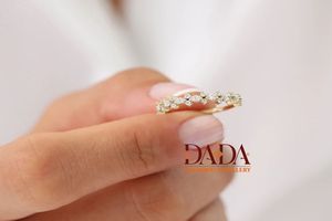 Anillo de Eternidad de Diamantes Florales de Lujo para Mujer, Anillo de Boda con Diamantes Marquise y Redondos, Anillo Apilable Elegante, Regalo de Aniversario - Product Image 2