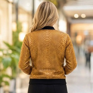 Nouvelle veste bomber matelassée vintage en cuir véritable de serpent pour femme, collection hiver 2026, doublure en soie, longueur standard, respirante - Product Image 6