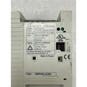 Một E82EV402-4C200 sử dụng ổ đĩa Vector lenze 8200 - Product Image 6