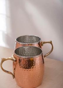 Verre en cuivre intemporel pour un usage quotidien à la maison, vaisselle saine en cuivre pur pour l'eau et la restauration, vente en gros depuis l'Inde - Product Image 5