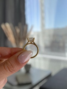 Anillo Solitario de Diamante Corte Princesa de 2.00CT, Cultivado en Laboratorio, Oro Amarillo de 14K, Regalo Sorpresa de Boda para Novia - Product Image 3