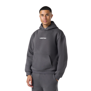 Conjunto Deportivo Minimalista para Hombre con Capucha y Pantalones de Pierna Recta, Corte Holgado, Ropa Casual de Viaje, Venta al Por Mayor, Personalizable, Dos Piezas - Product Image 3