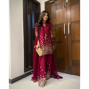 Conjunto de traje de talla XL para fiesta con trabajo de secuencia bordada - Product Image 4