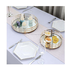 Bandeja de servicio de metal de aluminio multiusos para uso doméstico y de oficina con asas para un servicio fácil - Product Image 5