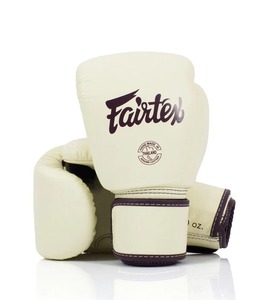 ถุงมือชกมวยหนังวัวแท้ Fairtex แบบผูกเชือก สายรัดข้อมือปรับได้ สำหรับเด็ก ฝึกศิลปะการต่อสู้ น้ำหนักเบา คุณภาพพรีเมียม - Product Image 1