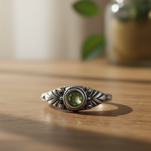 2.4 Grams <b>Peridot</b> Fashion <b>Ring</b> - Product Image 3