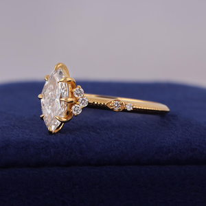 Anillo de compromiso de diamantes con corte marquesa para mujer, oro de 14 quilates, estilo clásico, diamantes cultivados en laboratorio, piedras laterales de diamante - Product Image 3