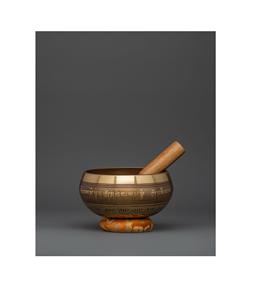 Bol chantant artisanal en laiton, offrant des tons riches pour la méditation, la relaxation et le yoga - Product Image 2