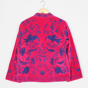 Chaqueta Acolchada Reversible de Terciopelo para Mujer, Bordada con Diseño Suzani, Estilo Boho, Floral, Hecha a Mano, Étnica, para Invierno - Product Image 6