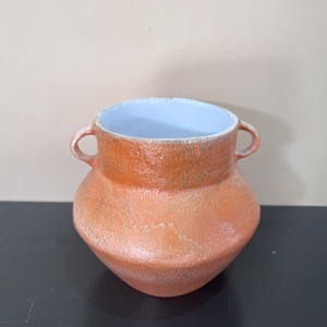 Maceta Moderna de Aluminio de Alta Calidad con Textura Naranja y Asas, Florero de Mesa para Interiores, Hogar y Jardín - Product Image 3