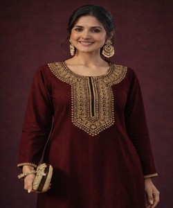 MODERN RAYON SLUB SEQUENCE EMBROIDERY COTTON WORK TOP PENT SET FESTIVE WEAR WHOLESALE PRICE ETHNIC GARMENT MAROON <b>KURTI</b> Women's - Product Image 2