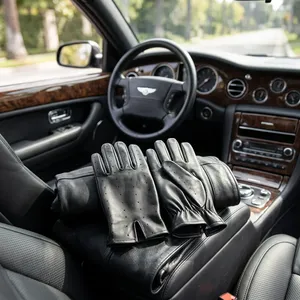 Gants de conduite en cuir de vachette noir de qualité supérieure pour hommes et femmes avec sangle de poignet réglable et chaleur hivernale confortable - Product Image 4