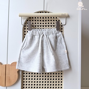 Pantalones Cortos para Niños y Niñas, Estilo Coreano, Corte Holgado, Elásticos, Ligeros, Hechos en Vietnam, Comodidad Durante Todo el Día, Venta al Por Mayor - Product Image 4