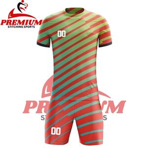Tenues d'équipe avec logo, nouvelle collection, vêtements de sport, vente de maillots de football à manches courtes 100% polyester, service OEM personnalisé, meilleur prix - Product Image 5