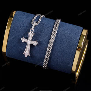 Collar con Colgante de Cruz de Diamantes Moissanite VVS, Joyería Hip Hop Personalizada, Chapado en Plata de Ley 925, para Hombre - Product Image 2