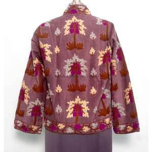 Chaqueta de algodón cotrize hecha a mano, ecológica, de estilo playero, para invierno, informal, para mujer, con cierre de botones y bordado floral. - Product Image 4