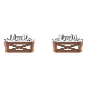 Boucles d'oreilles en diamant avec clous en diamant Baguette véritable Baguette élégante de luxe 14KT or jaune et blanc avec micro insertion géométrique - Product Image 2