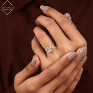 Anillo Doble de Diamantes Ovalados en Forma de Pera, Oro Amarillo, Dos Piedras, Diseño Moderno, Regalo de Joyería de Compromiso para Mujer - Product Image 4