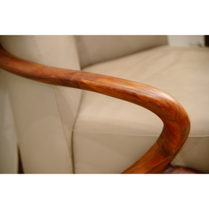 Silla de Acento de Madera de Nogal de Lujo, Tapizada en Cuero con Reposabrazos de Madera Sólida para Sala de Estar, Recepción, Muebles de Hotel PISANO - Product Image 4