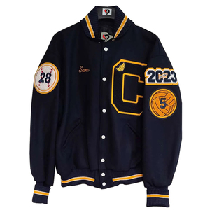 Chaquetas Varsity de Lana Personalizadas al por Mayor para Hombre con Mangas de Cuero, Parches Bordados y Bordado Letterman para Invierno - Product Image 4