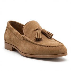 Mocassins en cuir véritable pour hommes, en faux daim, à bout rond, à enfiler, avec pompon, couleur unie, pour le bureau, toutes saisons, semelle extérieure en caoutchouc rembourrée - Product Image 1