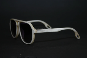 ออกแบบมาอย่างสวยงามสำหรับเลนส์ออปตินและผู้ผลิตกรอบแว่นตาเขาควายสุดหรูแว่นตาทำมือโดย fwe - Product Image 3