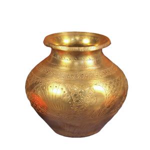 Authentique pot en laiton indien Kalash pour les rituels de Pooja, les cérémonies du temple, les fêtes, le culte et la décoration spirituelle de la maison - Product Image 1