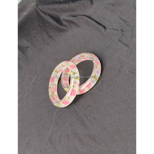 Venta al por mayor de brazaletes clásicos de resina con efecto caparazón de tortuga, apilables, de acrílico ámbar oscuro moteado, estilo vintage con patrón de leopardo, para joyería. - Product Image 6