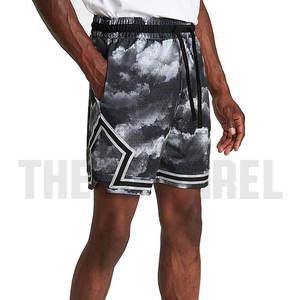 กางเกงขาสั้นกีฬาผู้ชายผ้าตาข่าย กางเกงวิ่งเทรนด์ฮิปฮอป กางเกงขาสั้นลำลองสตรีทแวร์ผ้าตาข่าย - Product Image 2