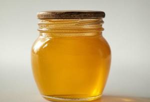 Miel de Tulsi Naturel Doré Qualité Biologique Pure Arôme Riche Corps Lisse Idéal Pour La Cuisine Quotidienne Et Le Commerce D'exportation - Product Image 3