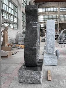 カスタマイズされたアメリカンデザインヒマラヤブルー花崗岩渇望蝶花墓石葬儀記念碑墓石 - Product Image 4