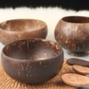 Cuencos de cáscara de coco con logotipo láser personalizado con acabado de aceite para colecciones de cocina rústicas y ecológicas modernas, venta al por mayor de Vietnam - Product Image 2