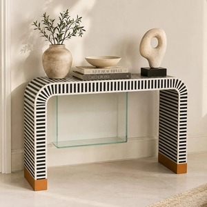 Table console artisanale écologique en os incrusté, motifs élégants pour des aménagements de maisons de luxe, décoration élégante pour l'entrée - Product Image 1