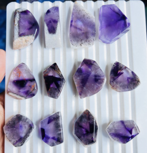 Cortes de Amatista Natural de Alta Calidad, Gemas Sueltas en Cabujón, Amatista Premium en Diversas Formas y Tamaños, Lote para Joyería - Product Image 1