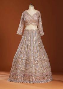 Conjunto de Lehenga Choli de Tela Bordada Divyam Creation, Estilo Tradicional de Boda para Mujer, Estilo India Pakistán, con Spandex - Product Image 3
