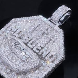 Pendentif Cercle Personnalisé en Argent 925 Plaqué Rhodium, Sertissage Griffe, Certifié GIA, Largeur 2,5 Pouces, Moissanite VVS Iced Out - Product Image 5