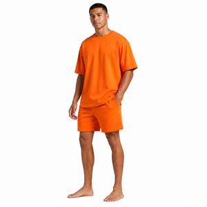 Ensemble T-shirt et short en coton orange uni pour homme, col rond, décontracté, pour l'été, respirant, tricoté, teint uni, coupe classique - Product Image 3