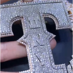 Colgante Unisex Personalizado con Letra Inicial 'T' de Moissanita D VVS de Corte Redondo, Estilo Hip Hop, Hecho a Mano, con Incrustaciones de Diamantes - Product Image 1