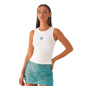 เสื้อครอปท็อปผ้าไหมฝ้ายปักลูกปัดดีไซน์เก๋  งานแฮนด์เมด ปรับแต่งสีและโลโก้ได้  เหมาะสำหรับงานปาร์ตี้ งานแต่งงาน วันหยุด และตกแต่ง - Product Image 3