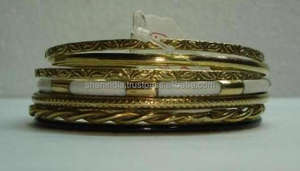 Brazaletes de madera y metal de resina hechos a mano para mujer y niña, conjuntos mezclados de alta calidad - Product Image 3