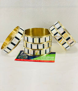 Brazalete Moderno Hecho a Mano con Incrustaciones de Concha de Nácar en Forma de Tablero de Ajedrez, Ecológico, para Mujer - Product Image 2