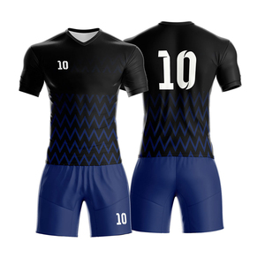 Maillots et shorts de football en gros pour garçons – Tenue de football respirante à rayures pour hommes, séchage rapide, haute qualité, personnalisable OEM - Product Image 3