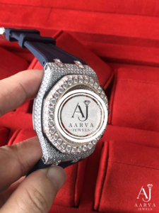 AARVA JEWELS Montre chronographe de luxe pour femme incrustée de diamants, boîtier en acier inoxydable de 41 mm, bracelet en acier inoxydable, analogique, quartz ETA - Product Image 6