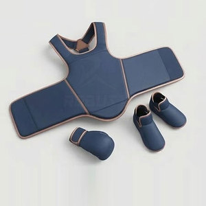 ชุดเทควันโดหนังน้ำหนักเบาเพื่อการฝึกซ้อมศิลปะการต่อสู้อย่างปลอดภัยและกิจวัตรประจำวัน - Product Image 2