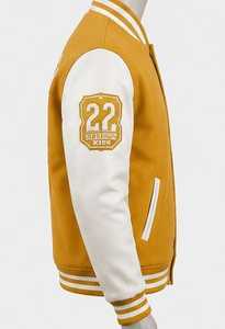 เสื้อแจ็คเก็ตวาร์ซิตี้ผู้ชายพร้อมโลโก้ตัวอักษรปักด้านหน้า - Product Image 3