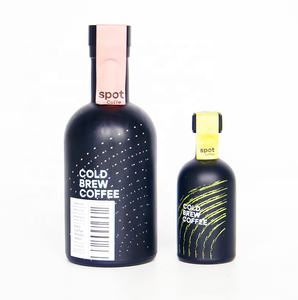 330ml 500ml 750ml Esmerilado Black Spirit Licor Vodka Glass Botella de vino Botella de aceite de oliva <span class=keywords><strong>Nordic</strong></span> <span class=keywords><strong>Gin</strong></span> con logotipo de impresión de corcho - Product Image 2