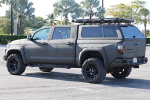 รถยนต์โตโยต้า ทุนดรา เอสอาร์ 5 ครูว์แม็กซ์ 4x4 ปี 2020 สภาพใช้งานมาแล้ว - Product Image 6