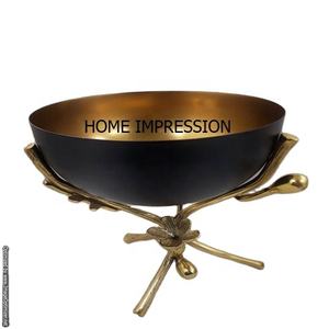 Bol décoratif de conception merveilleuse avec le support de feuille bol décoratif en métal bols de bois de feuille en vente supérieure à un prix raisonnable - Product Image 1